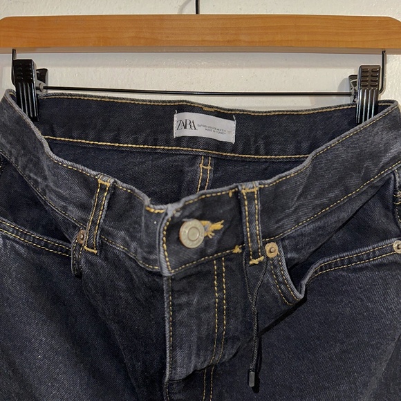 Zara- Straight Fit Denim Skirt - Picture 2 of 2